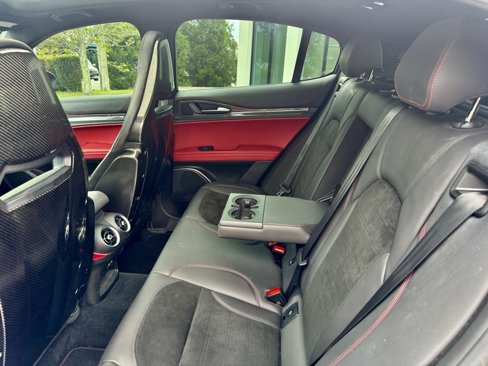 Used 2019 Alfa Romeo Stelvio Quadrifoglio image 20