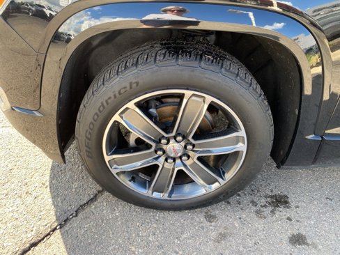 Used 2019 GMC Acadia Denali image 12