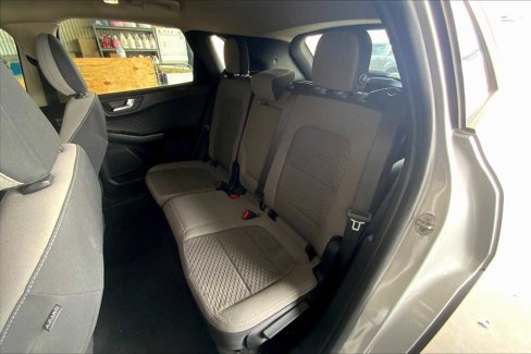 Certified 2020 Ford Escape SE image 19