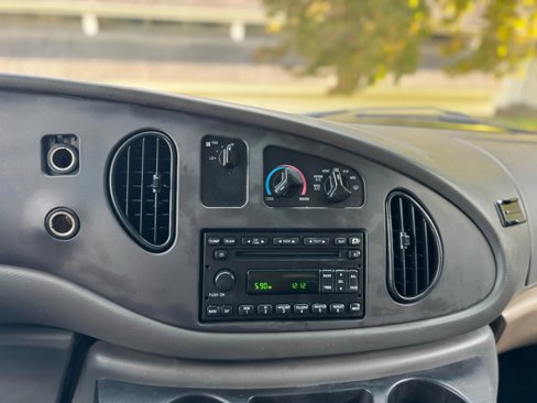 Used 2008 Ford E-250 and Econoline 250 image 22