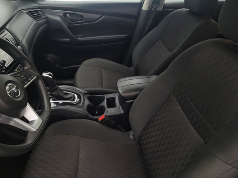 Used 2020 Nissan Rogue S image 17