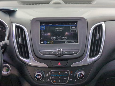 Used 2019 Chevrolet Equinox LT image 18