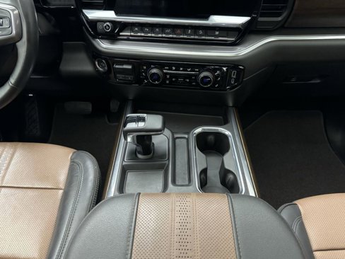 Certified 2024 Chevrolet Silverado 1500 High Country w/ Z71 Off-Road Package image 25
