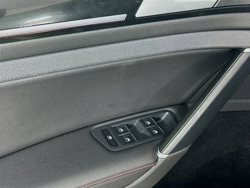 Used 2015 Volkswagen GTI Autobahn w/ Lighting Package (SEL) image 22