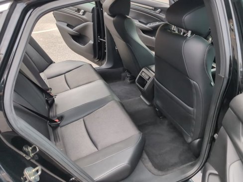 Used 2021 Honda Accord Sport image 14