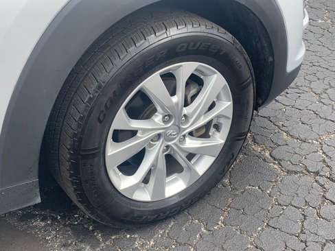 Used 2019 Hyundai Tucson SE w/ Cargo Package image 9