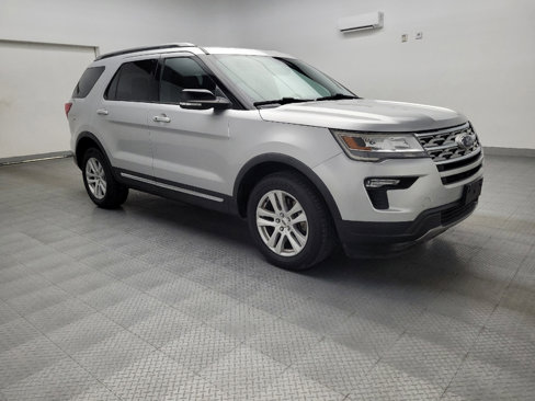 Used 2018 Ford Explorer XLT w/ Equipment Group 201A image 13