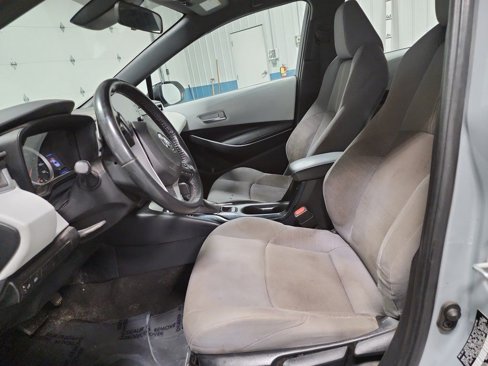 Used 2021 Toyota Corolla SE w/ Carpet Mat Package (TMS) image 4