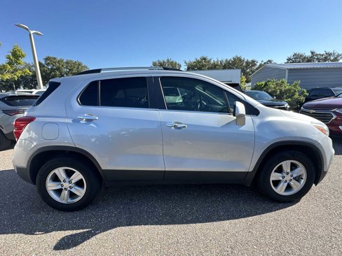Used 2018 Chevrolet Trax LT w/ Driver Confidence Package image 7