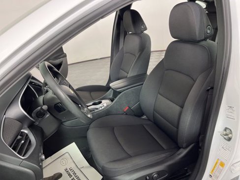 Used 2023 Chevrolet Malibu LT image 18