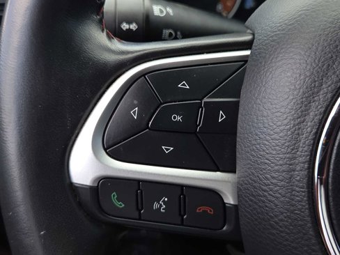 Used 2019 Jeep Compass Trailhawk image 21