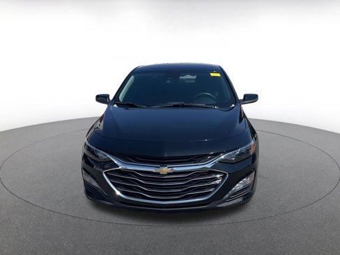 Used 2024 Chevrolet Malibu LT image 3