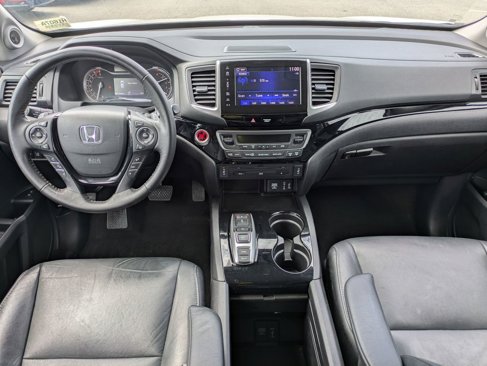 Used 2018 Honda Pilot Touring image 18