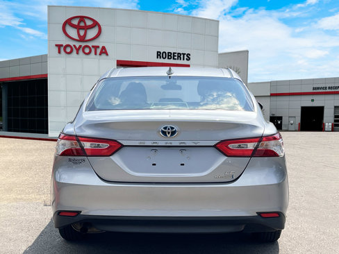 Certified 2019 Toyota Camry LE image 6