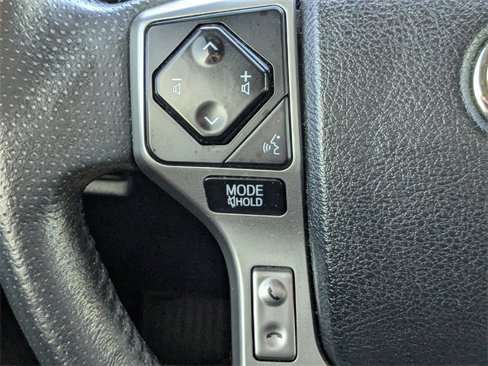 Used 2022 Toyota 4Runner SR5 image 23