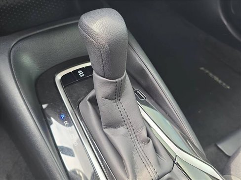 Used 2020 Toyota Corolla LE image 13