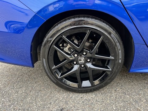 Used 2023 Honda Civic Sport image 8