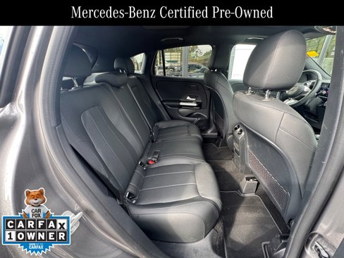 Used 2025 Mercedes-Benz GLA 250 4MATIC image 11