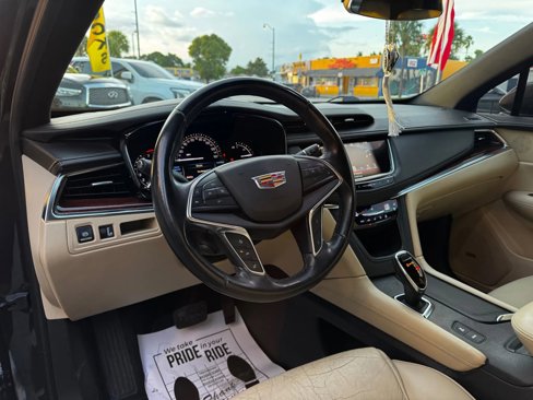 Used 2018 Cadillac XT5 Premium Luxury image 16
