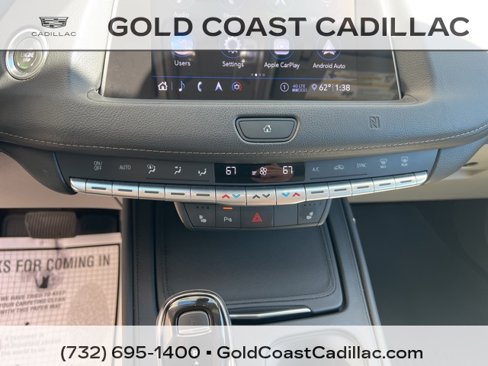 Used 2020 Cadillac XT4 Luxury w/ Cold Weather Package image 22