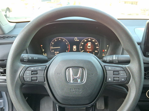 Used 2023 Honda Accord LX image 18