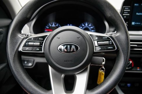Used 2021 Kia Seltos LX image 31