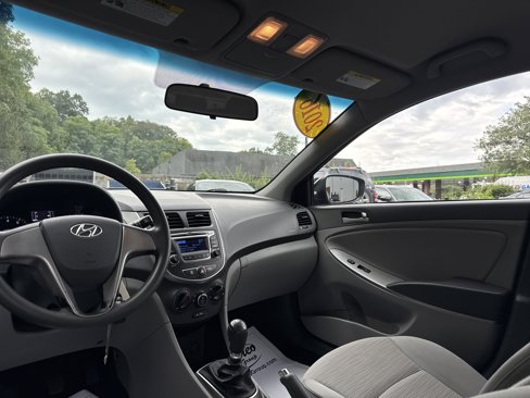 Used 2016 Hyundai Accent SE image 14