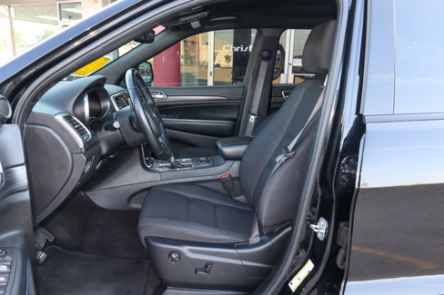 Used 2019 Jeep Grand Cherokee Laredo image 7