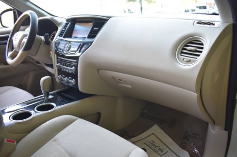 Used 2015 Nissan Pathfinder SV image 36