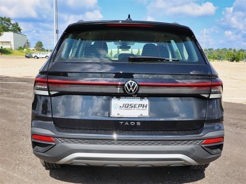New 2025 Volkswagen Taos S image 4