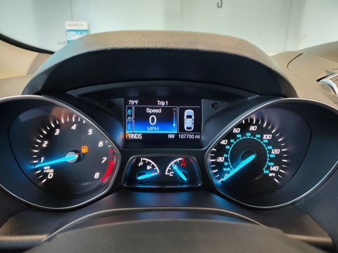 Used 2015 Ford Escape SE w/ Equipment Group 201A image 20