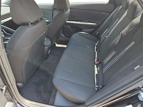 New 2025 Hyundai Elantra Sport image 12