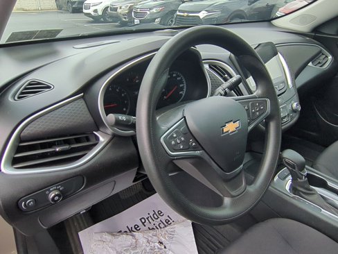 Certified 2023 Chevrolet Malibu LS image 10