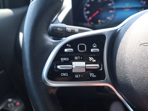 Certified 2022 Mercedes-Benz GLA 250 4MATIC image 21
