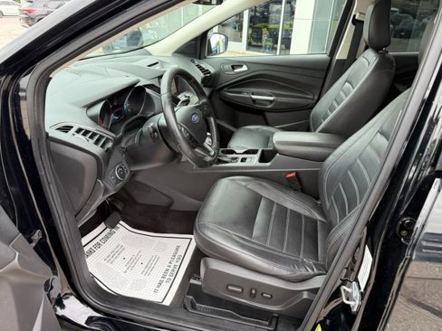 Used 2018 Ford Escape SEL image 12