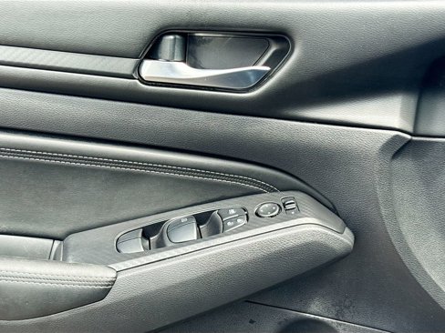 Used 2019 Nissan Altima 2.5 S image 14