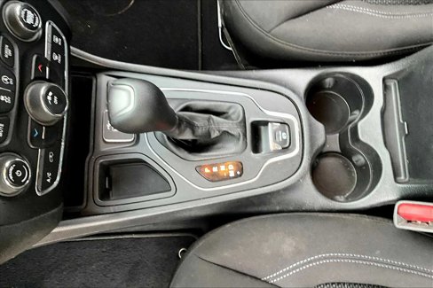 Used 2020 Jeep Cherokee Latitude image 14
