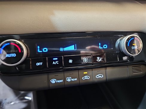 New 2025 Hyundai Elantra Sport image 22