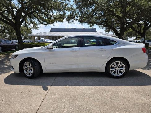 Used 2016 Chevrolet Impala LT image 2