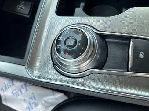Used 2022 Ford Edge SEL image 22