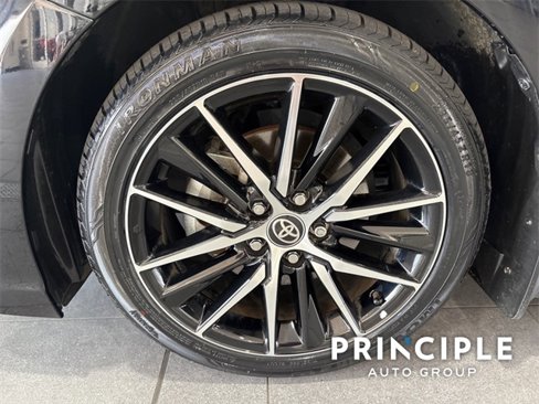 Used 2021 Toyota Camry SE w/ Carpet Mat Package (TMS) image 23