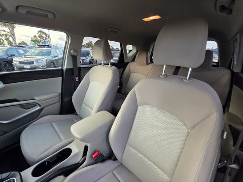 Used 2023 Kia Soul LX image 14