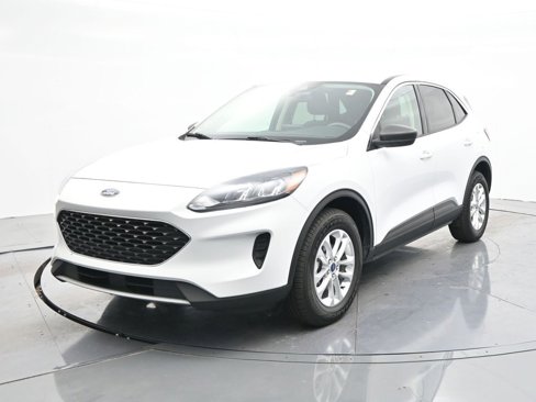 Used 2022 Ford Escape SE image 1