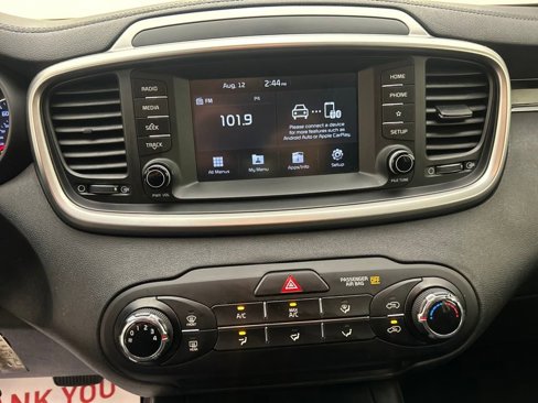 Used 2020 Kia Sorento LX image 33