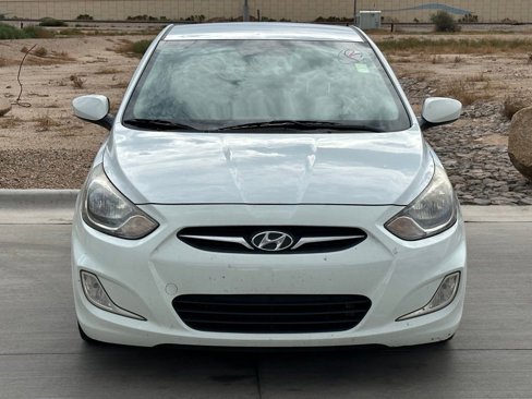 Used 2013 Hyundai Accent GLS w/ Premium Pkg image 4