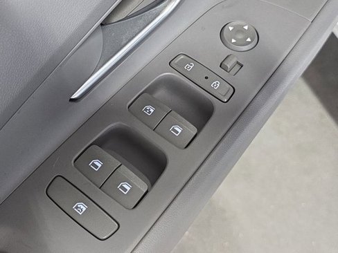 Certified 2021 Hyundai Elantra SEL w/ Convenience Package image 28