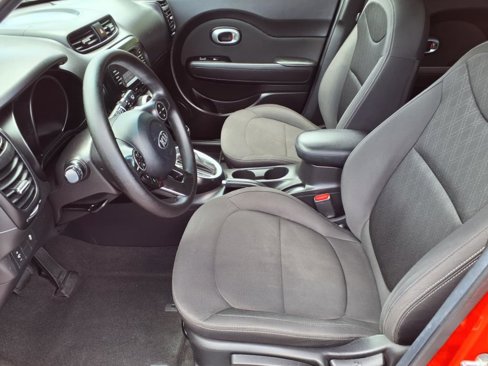Used 2019 Kia Soul image 9