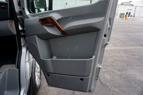 Used 2013 Mercedes-Benz Sprinter 2500 image 14