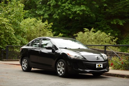 Used 2012 MAZDA MAZDA3 i Sport image 14