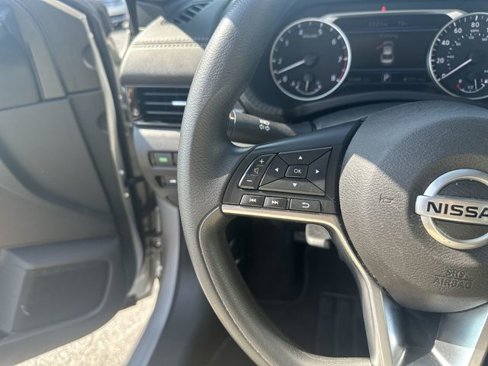 Certified 2023 Nissan Sentra SV image 20